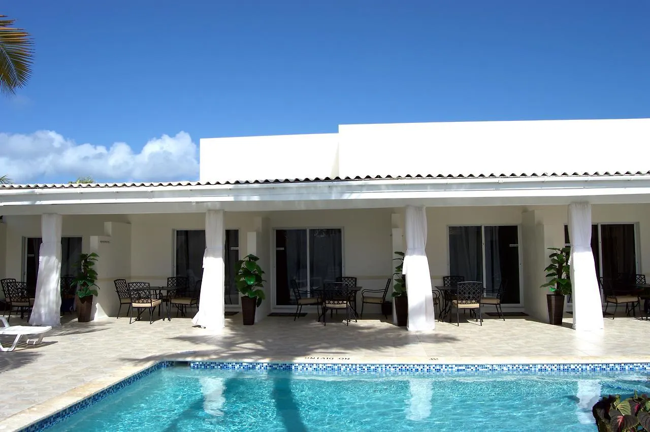 Aruba Suites Palm Beach Hostel