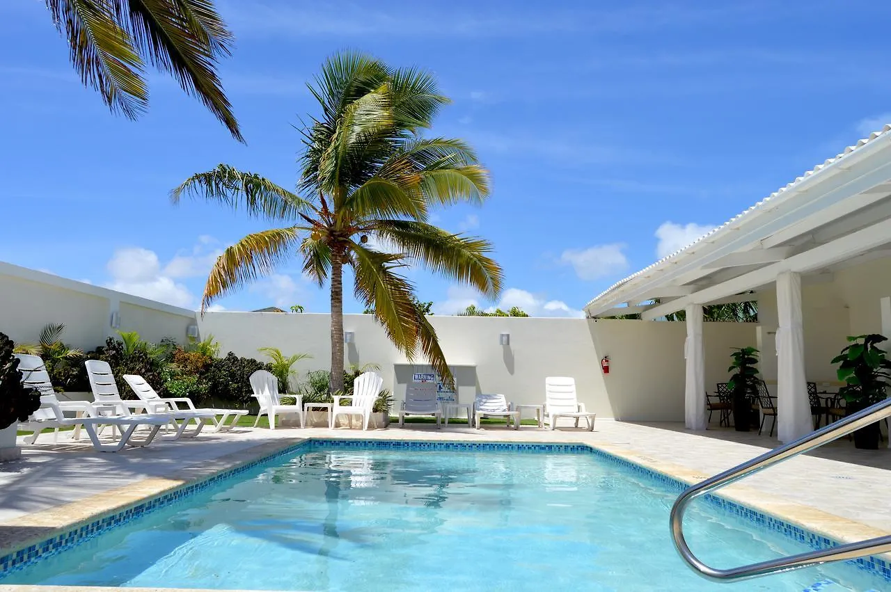 Aruba Suites Palm Beach Hostel