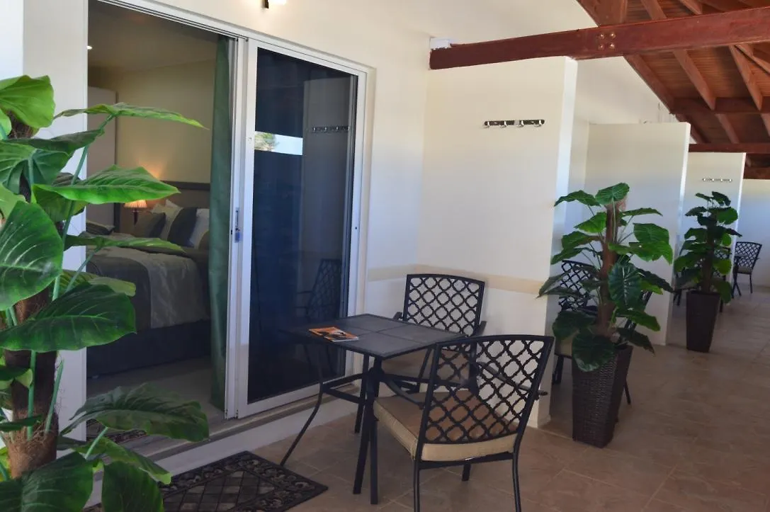 פאלם ביץ' Aruba Suites אכסניה