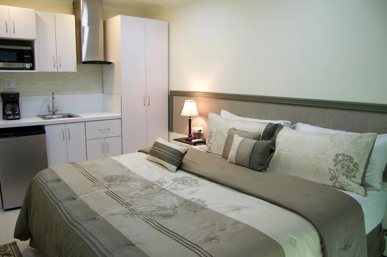 אכסניה פאלם ביץ' Aruba Suites